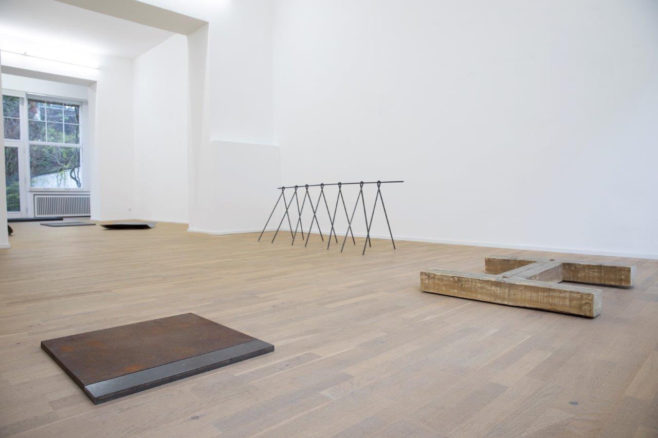 Ausstellung Ulrich Rückriem Galerie Löhrl 2019    -  Exemplare